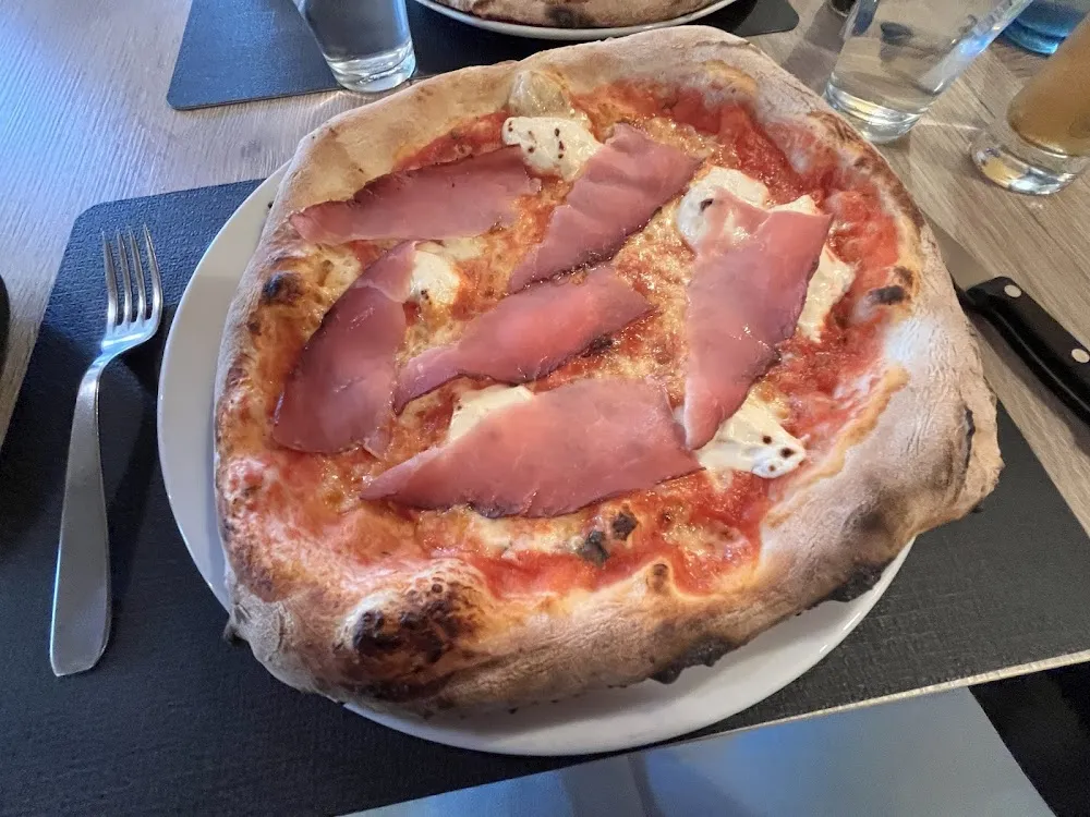 Pizza Speck Mascarpone